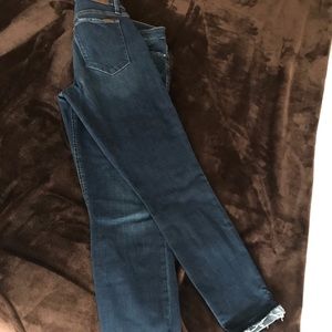 Super cute dark denim Joes Jeans